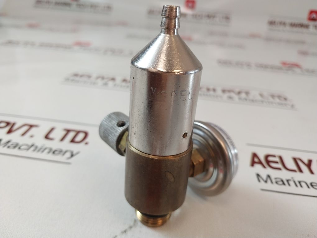 715 Calibration Gas Regulator