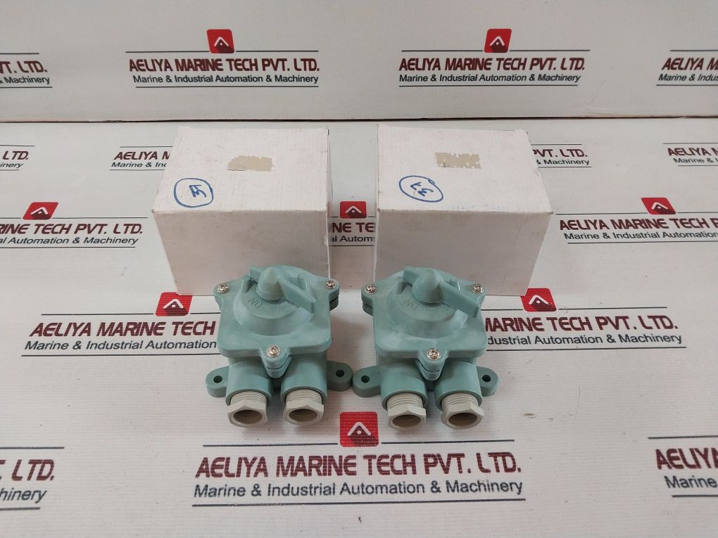 793015 Marine Watertight Small Rotary Switch