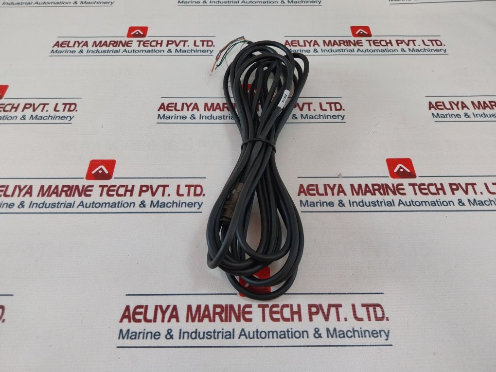 801850 Liquid Tight 6-socket Twist-lock W/20-ft Rev. G