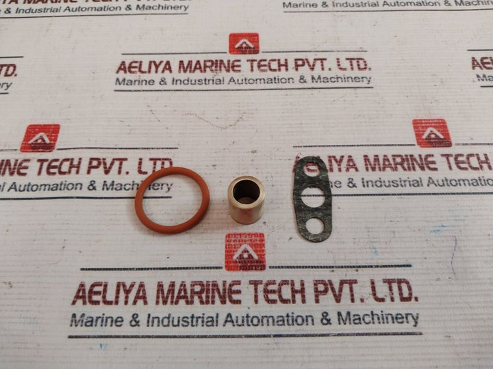 8107399 Bushing Threaded Pump Con