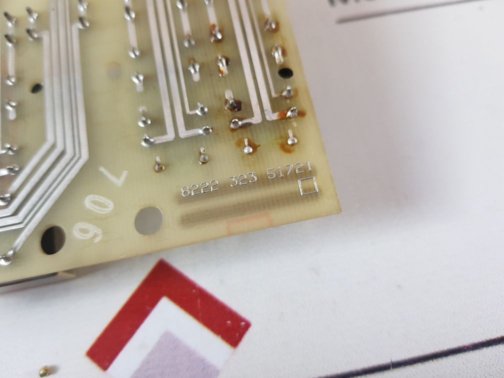8222 323 51721 Pcb