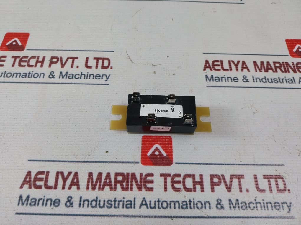 8301253
