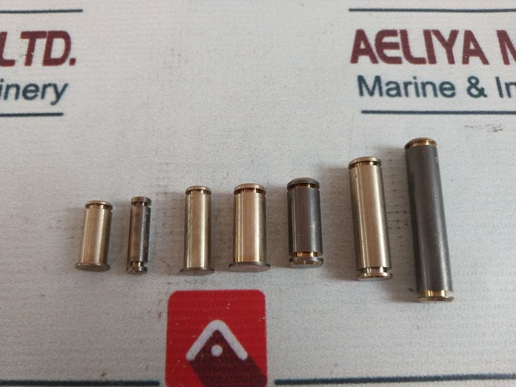 9011039V Shoulder Pin Set