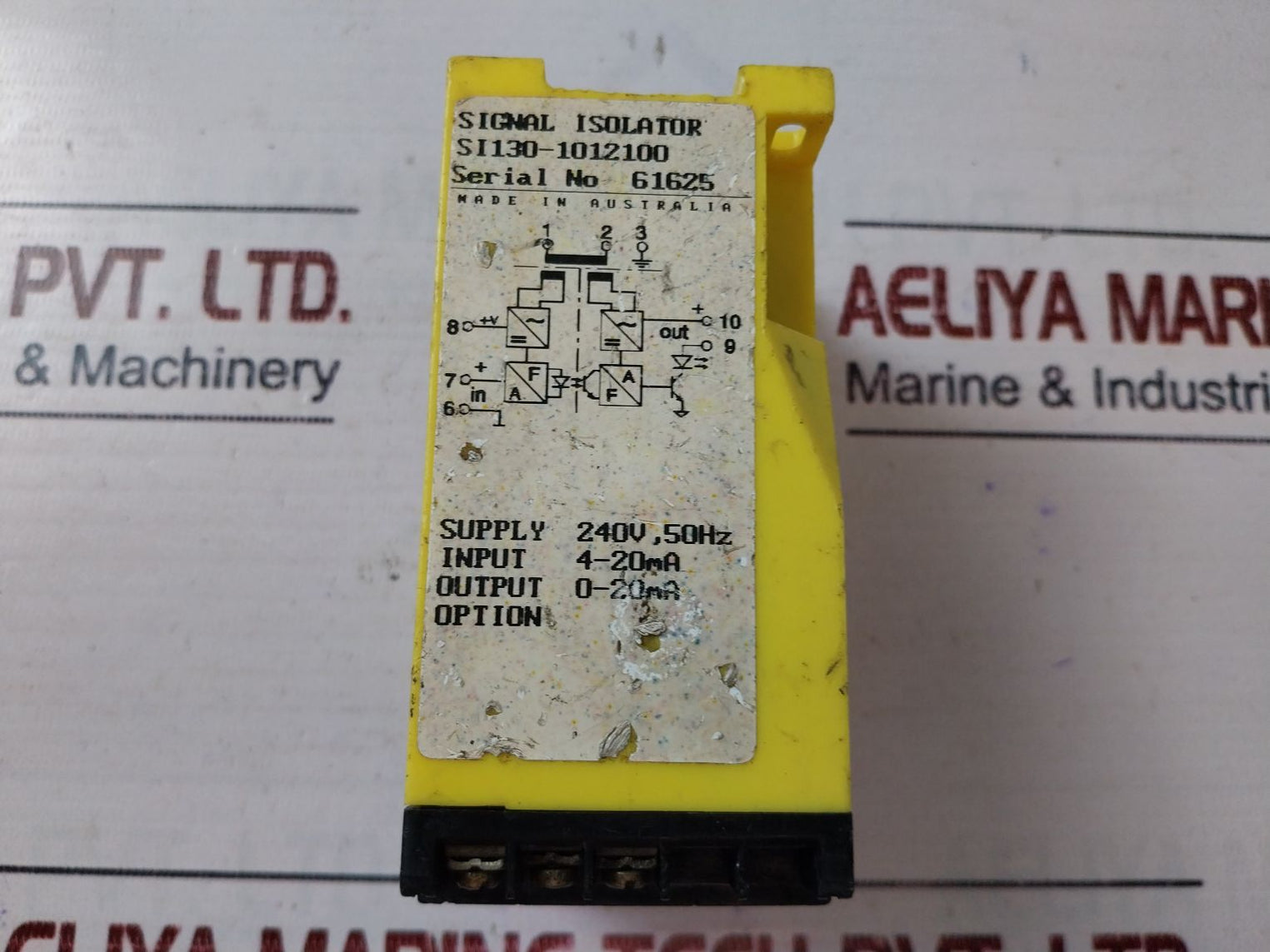 A.P.C.S. Si130-1012100 Signal Isolator 240V, 50Hz