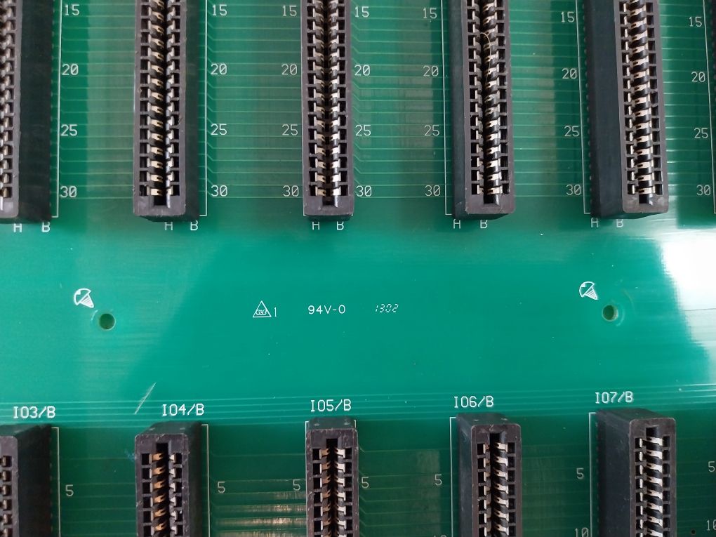 A2Mbuc Rev: 02 Pcb Card 94V-0