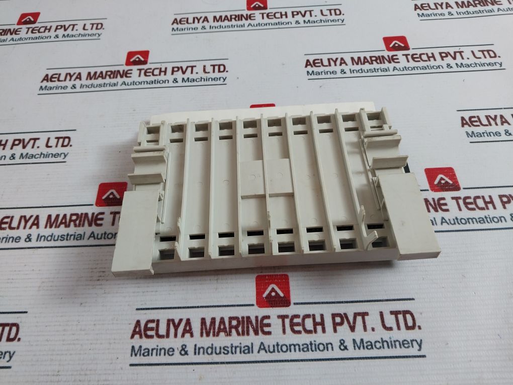 A 0620/5 Bus Backplane Printed Circuit Board
