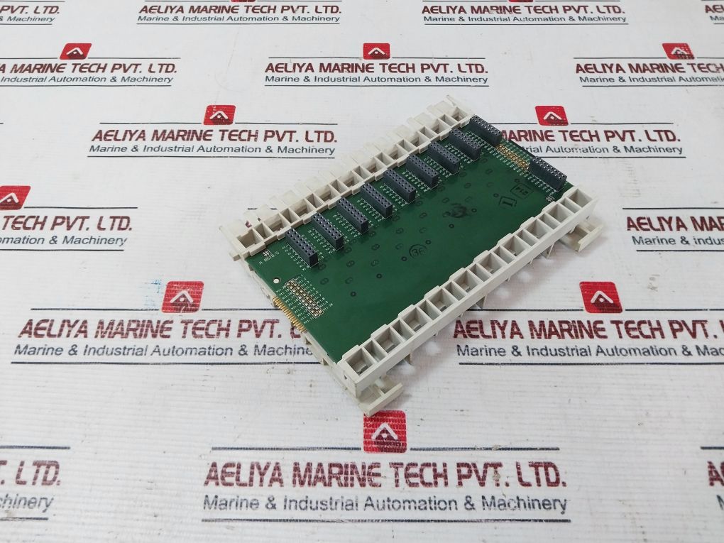 A 0620/5 Bus Backplane Printed Circuit Board Pcb