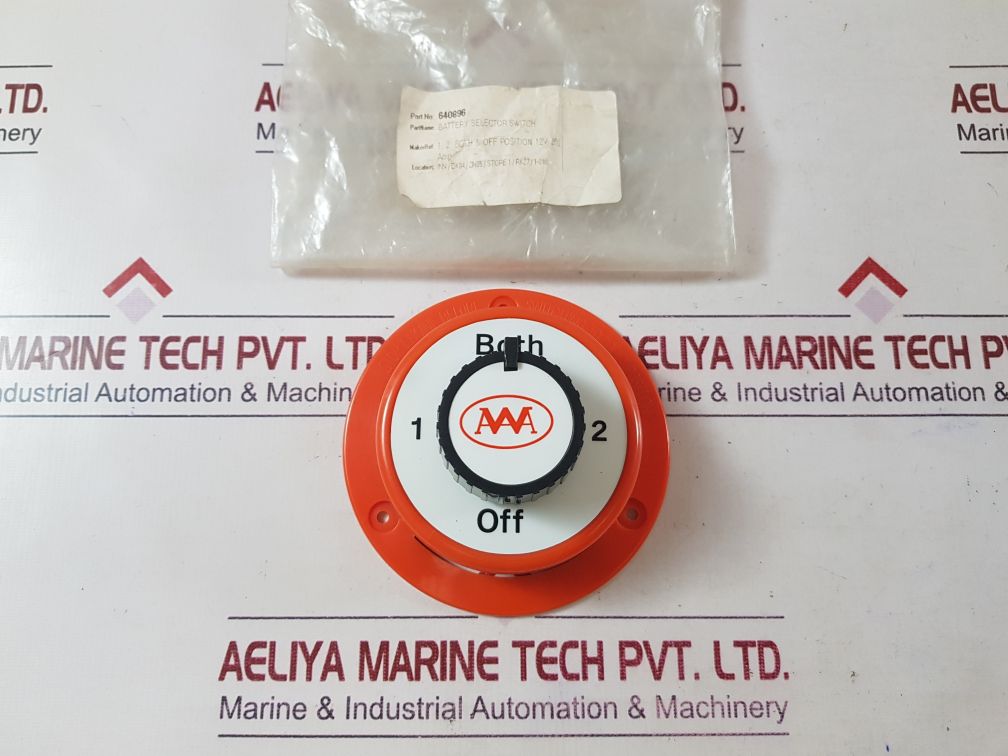 AAA battery selector switch