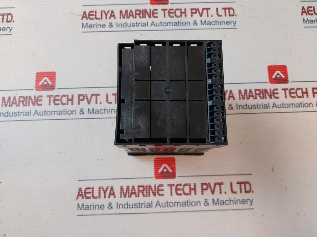 Aalborg Ks42-110-00000-g54 Universal Temperature Controller