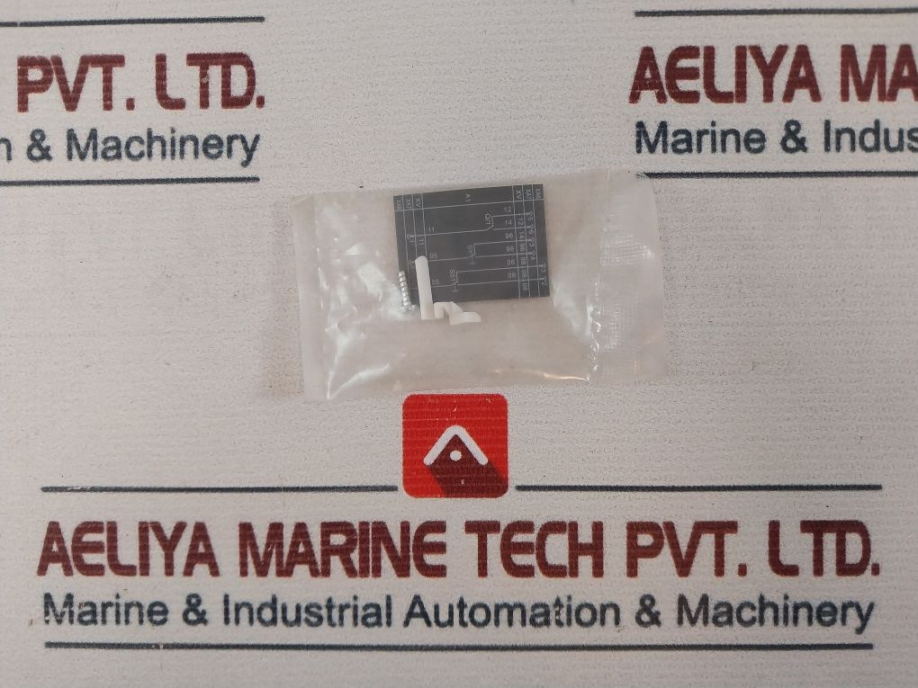 Abb 1Sd A053704 R1 Changeover Contact Open-closed Tripped