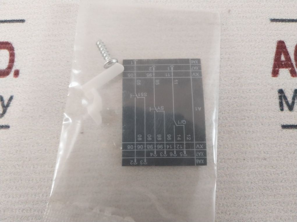 Abb 1Sd A053704 R1 Changeover Contact Open-closed Tripped