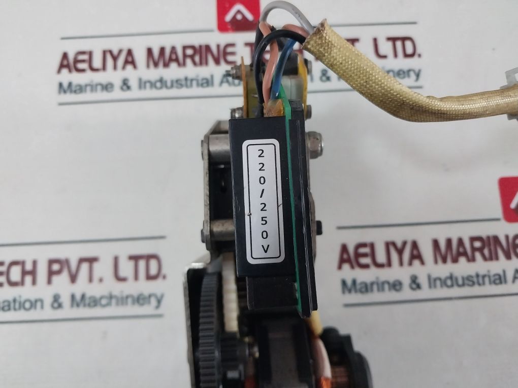 Abb 1Sda038324R1 Geared Motor Device Supply 220/250V Cc/Ca