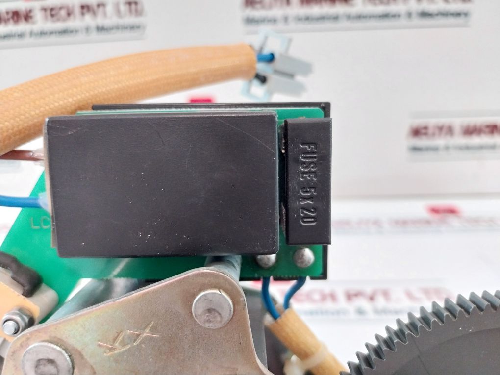 Abb 1Sda038324R1 Geared Motor Device Supply Voltage 220/250V