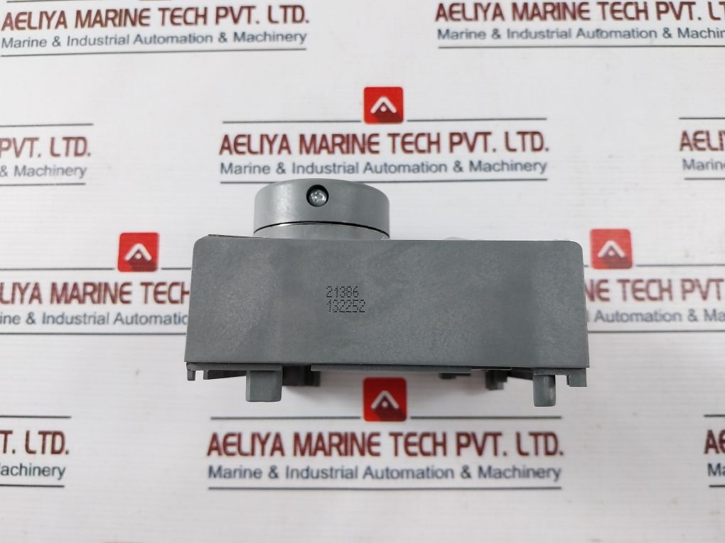 Abb 1Sda070447R1 Extended Rotary Handle Set