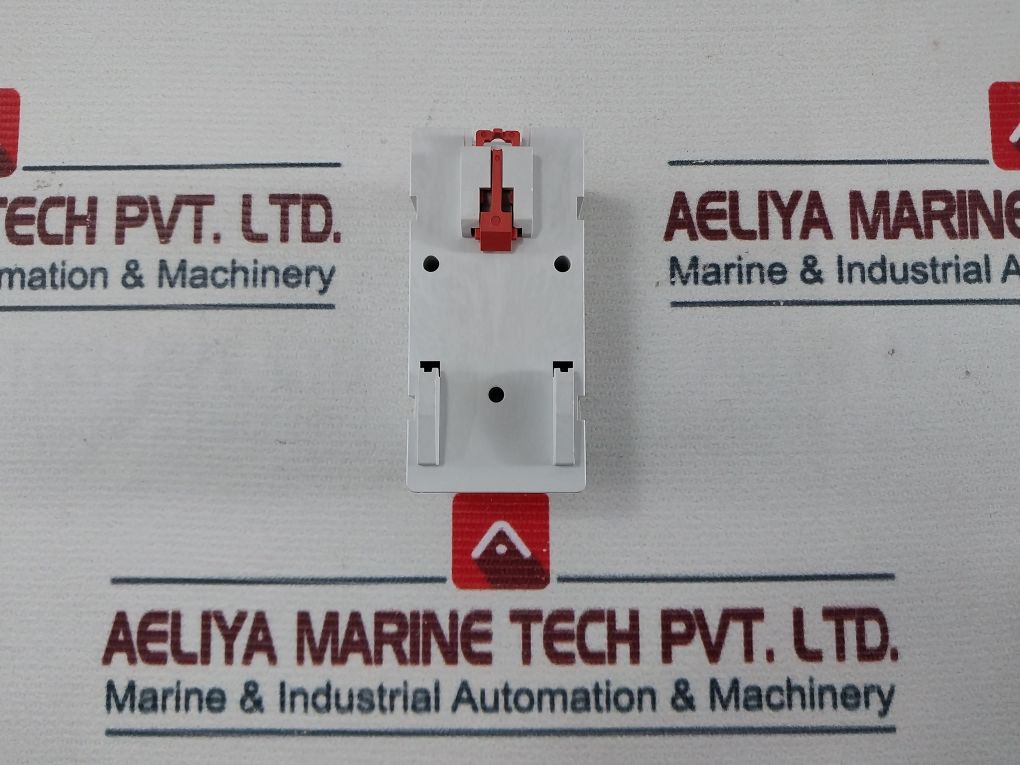 Abb 1Sna892461R1500 Recepacle Rail Mounted