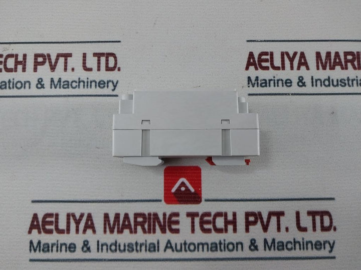 Abb 1Sna892461R1500 Recepacle Rail Mounted