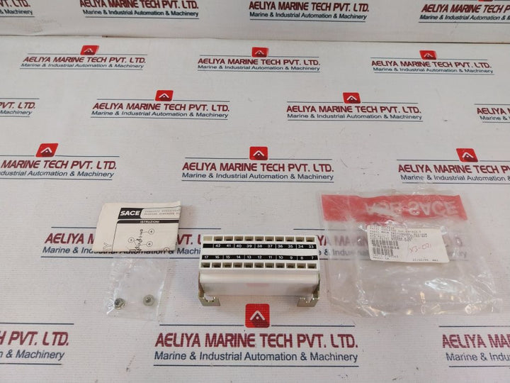 Abb 239366 R 002 Sliding Contacts For Electrical Accessories
