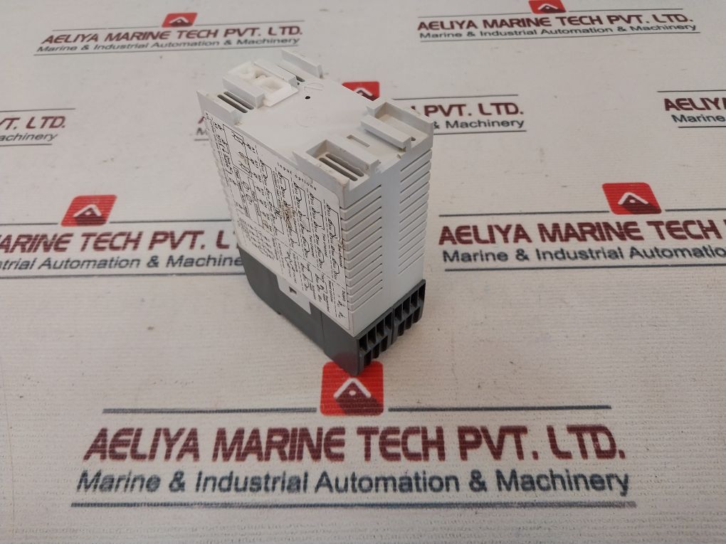 Abb 2Tla0100026R0400 Safety Relay 5-30 Vdc 0-15 Ma