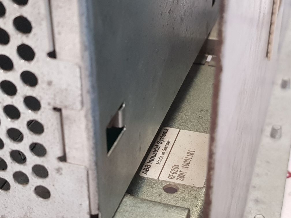 Abb 3Bsc390012,3Bsc390009,3Bht 100011R1 Module Rack