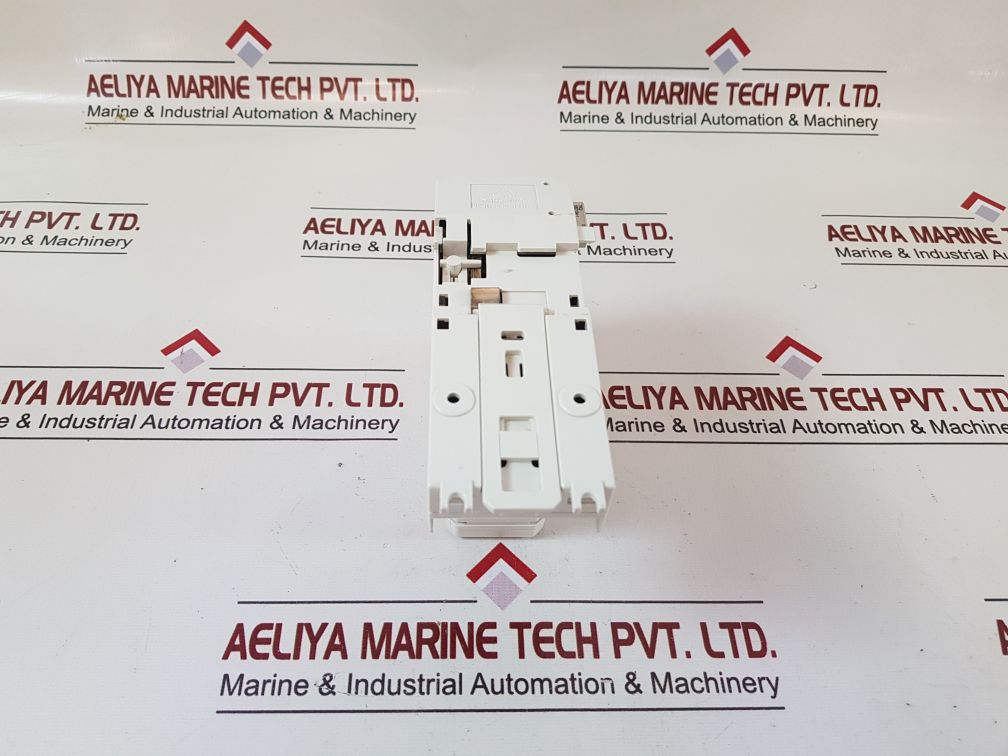 Abb 3Bse008508R1 Digital Input Module Pr:D With 3Bse013232R1 Pr:G Base Unit
