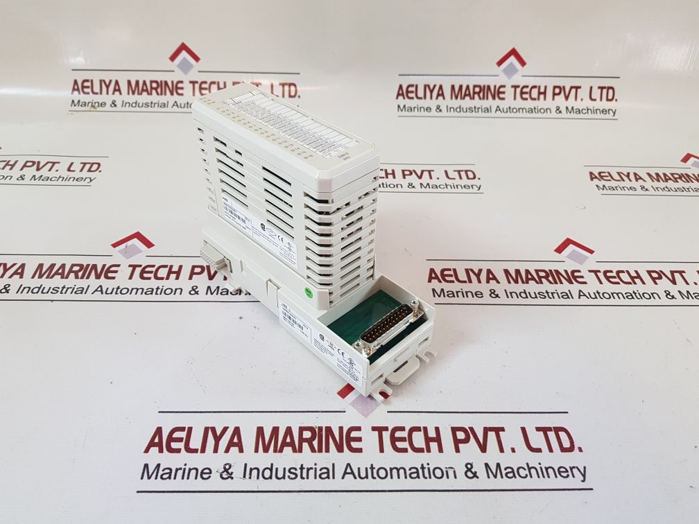 Abb 3Bse008508R1 Digital Input Module Pr:D With 3Bse013232R1 Pr:G Base Unit
