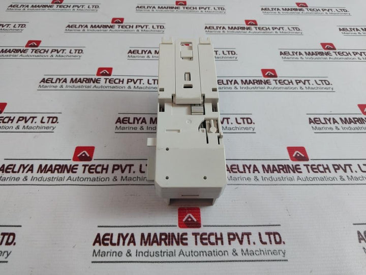 Abb 3Bse013230R1 Compact Module Termination Unit Base Tu810V1