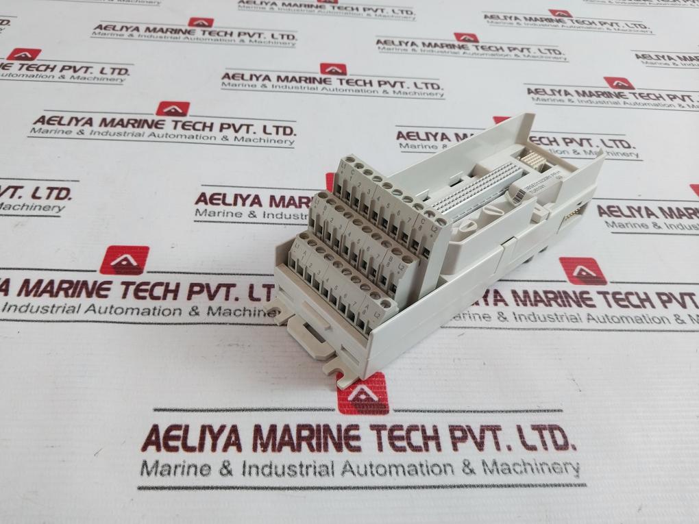 Abb 3Bse013230R1 Compact Module Termination Unit Base Tu810V1