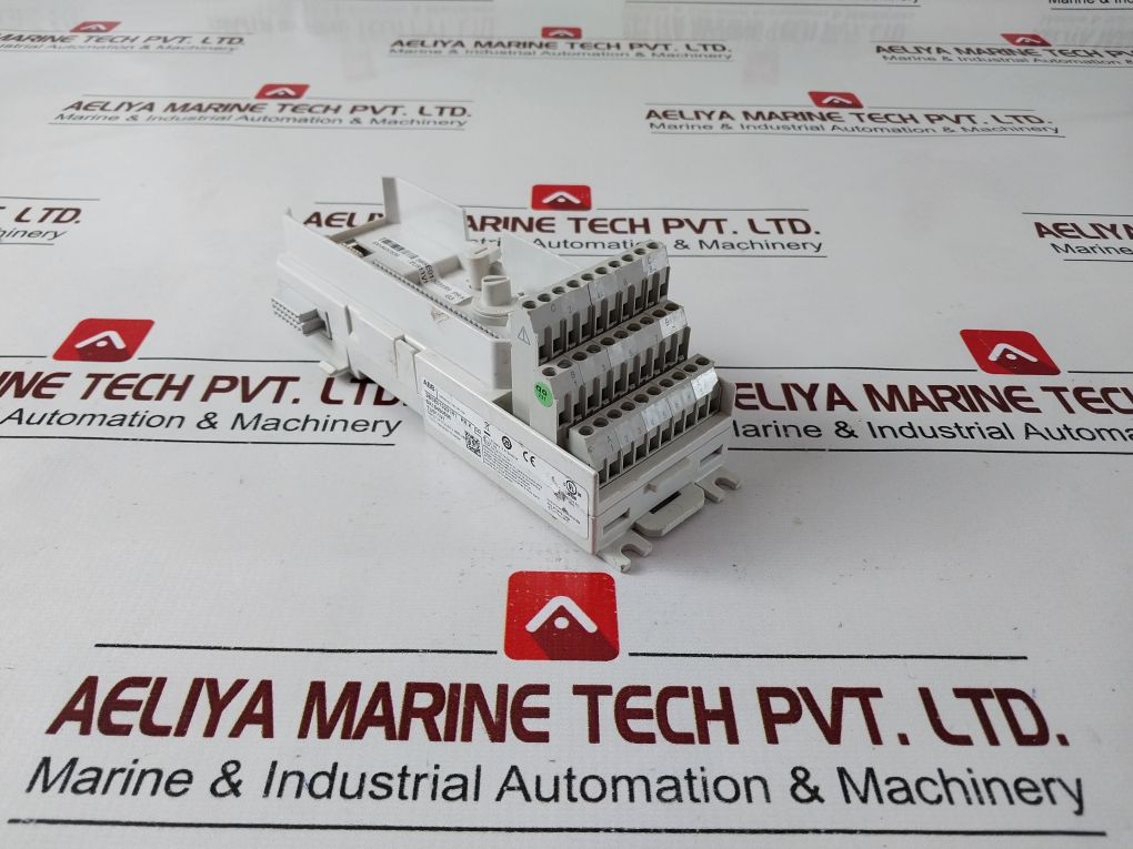 Abb Tu811V1 Compact Module Termination Unit 3Bse013231R1 Pr: K