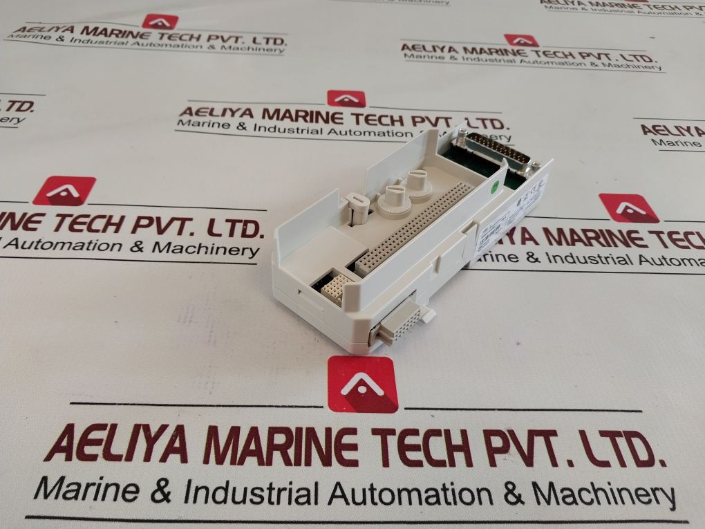 Abb 3Bse013232R1 Compact Module Termination Unit Tu812V1 Pr: G