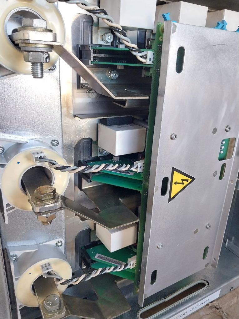 Abb 64277456, Acs600 Multidrive Module 4300A/1156A