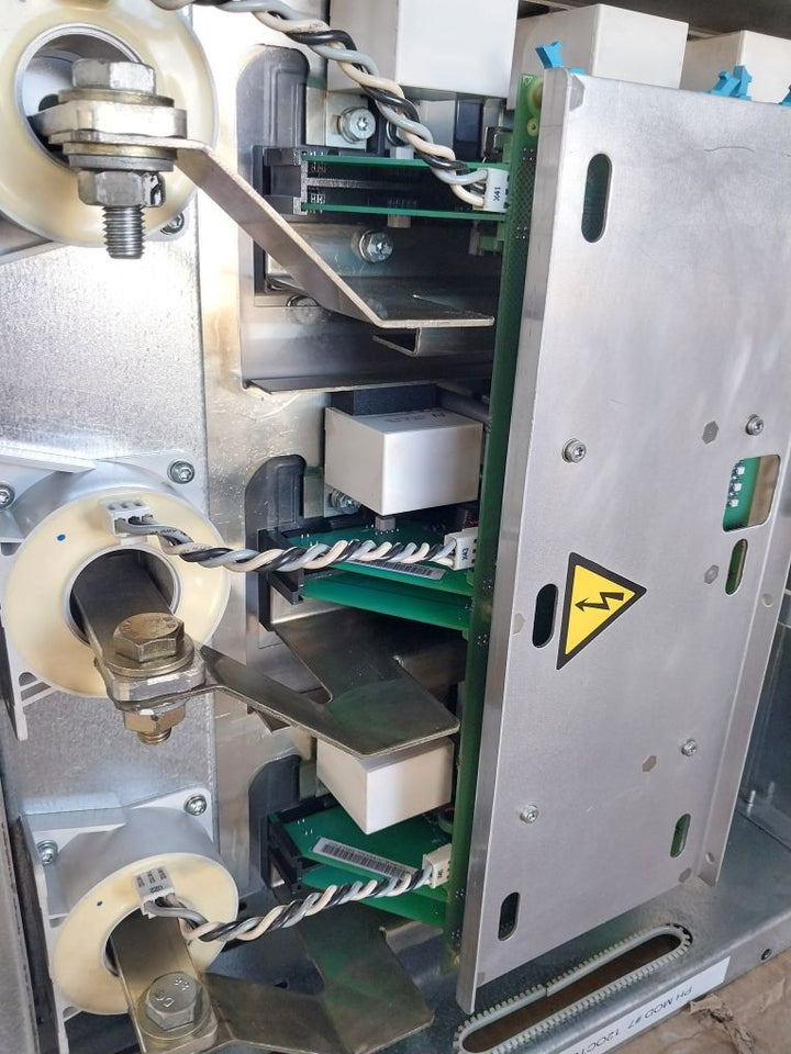 Abb 64277456, Acs600 Multidrive Module 4300A/1156A