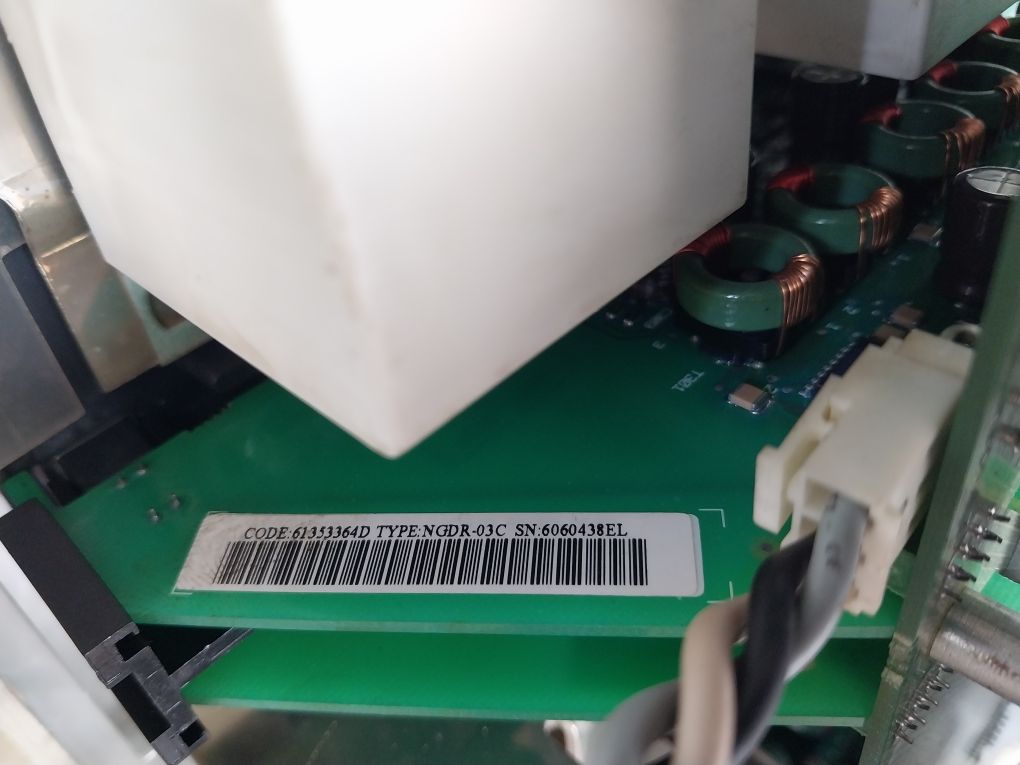 Abb Acs600 Multidrive Acw6341390600000300902/Acw6441390600000300900