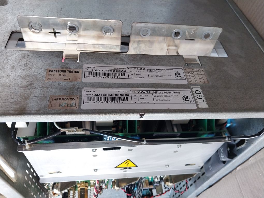 Abb 64310810, Acs600 Multidrive Module