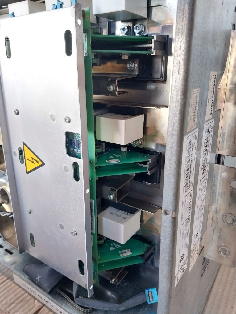 Abb 64310810 Multidrive Module Acs600