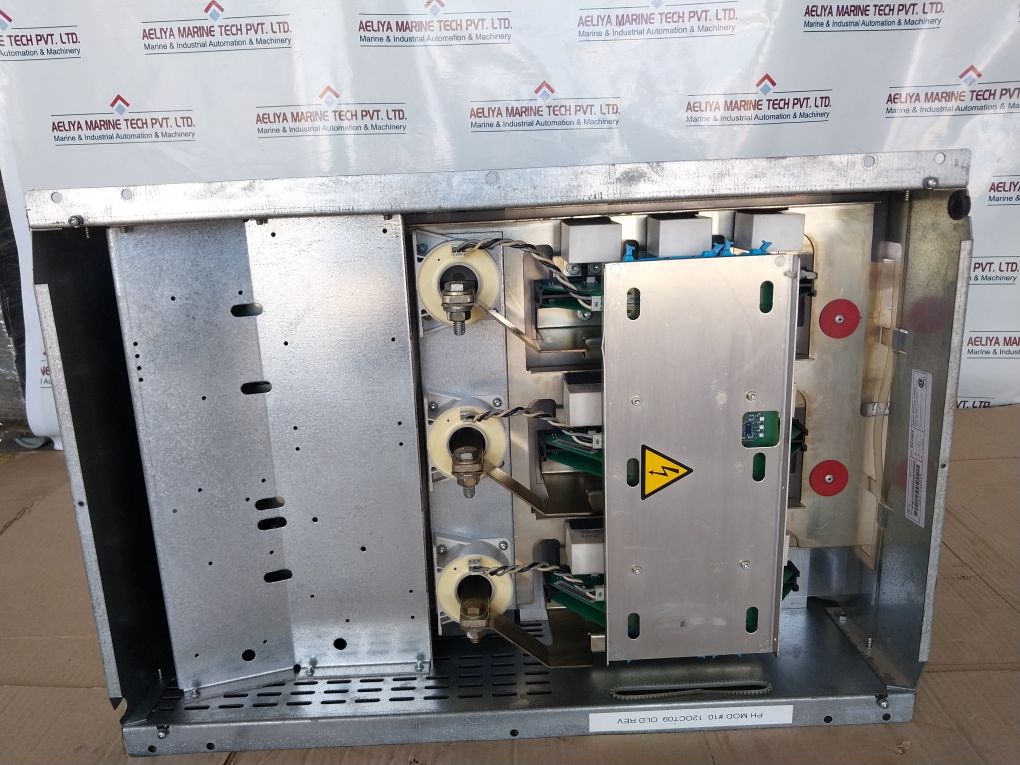 Abb 64310810 Acs600 Multidrive Module