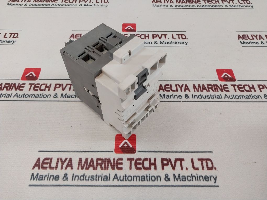 Abb A63-30 Auxiliary Contactor A600 Q300 With Ca5-01 Contact Block