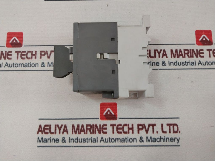 Abb A63-30 Auxiliary Contactor A600 Q300 With Ca5-01 Contact Block