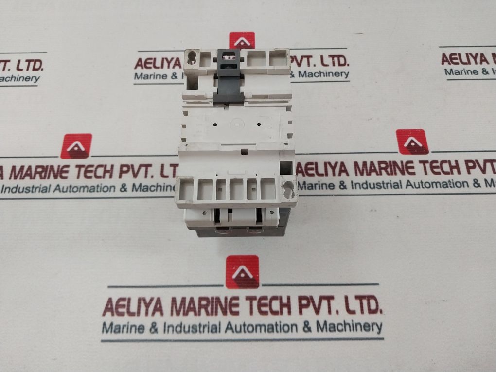 Abb A63-30 Contactor With Ca5-01 & Ca5-10 Contact Blocks