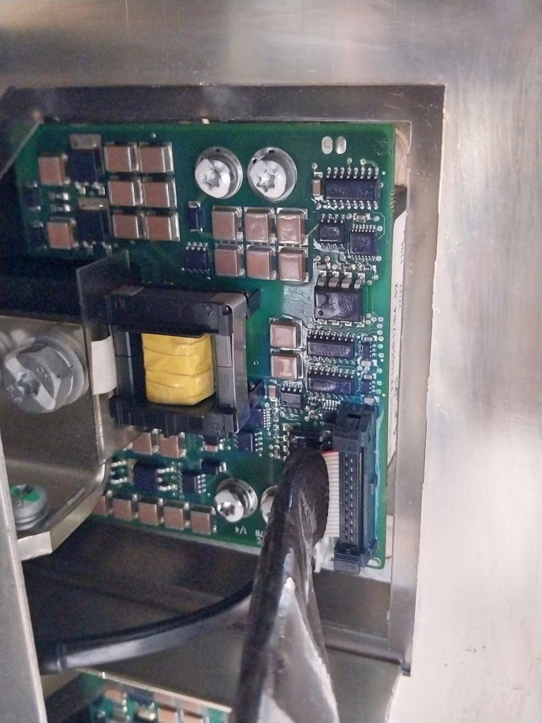 Abb Acw6441390600003300902+V991 Acs600 Multidrive Module