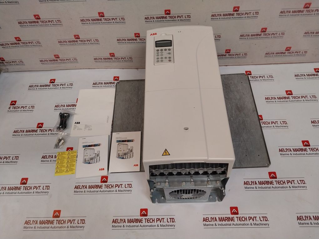 Abb Acs800-01-0140-5+C132 Drive Control Panel
