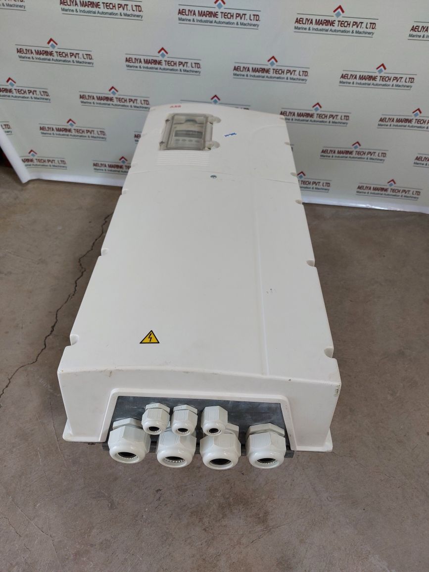 Abb Acs800-01-0205-5+B056+C132 Frequency Converter