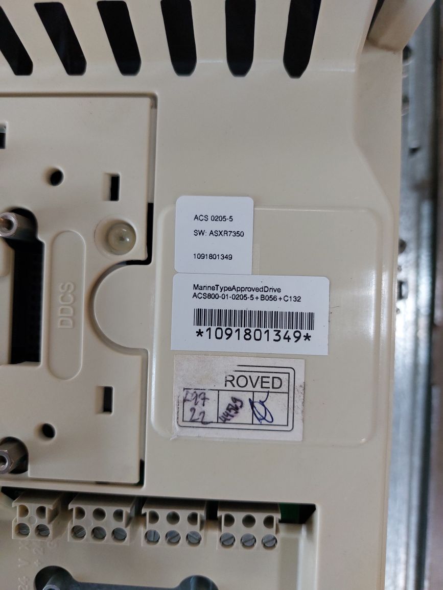 Abb Acs800-01-0205-5+B056+C132 Frequency Converter