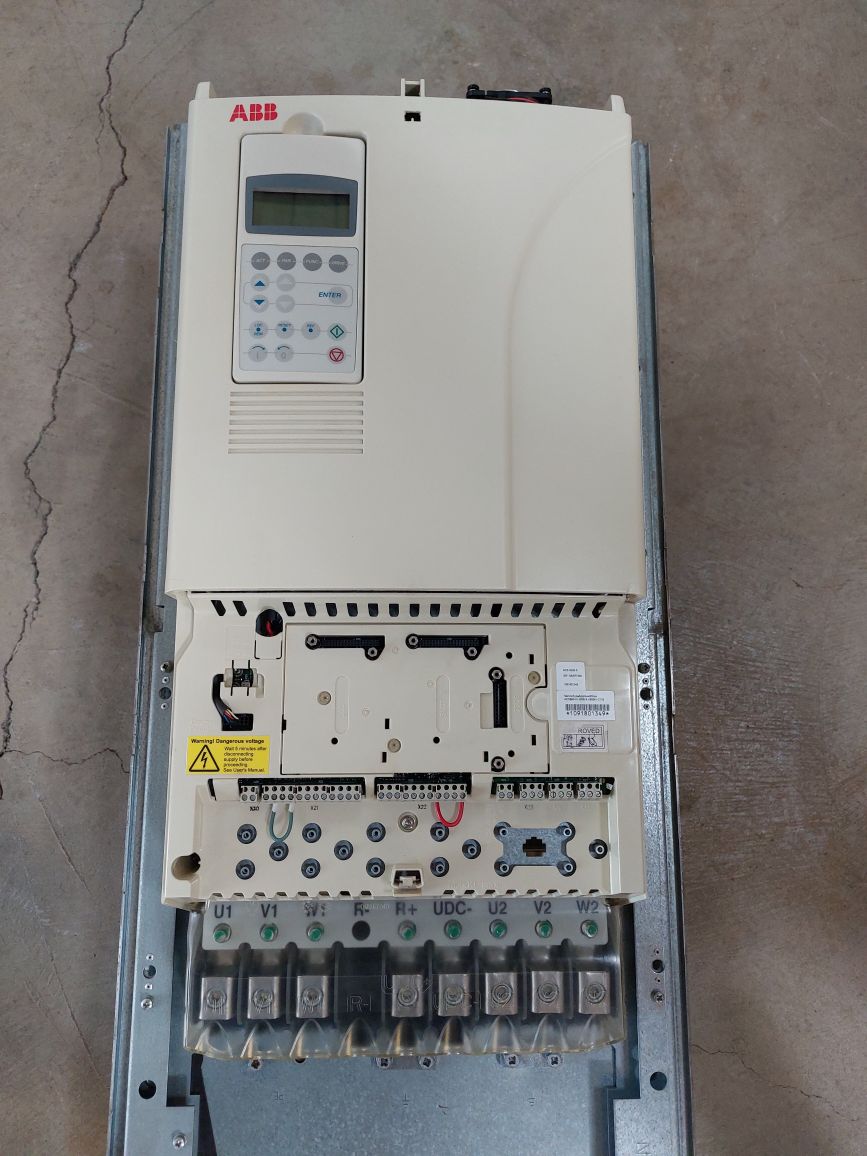 Abb Acs800-01-0205-5+B056+C132 Frequency Converter