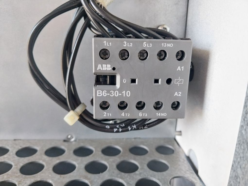 Abb Acs800-104-0440-7+E205+V991 400V~