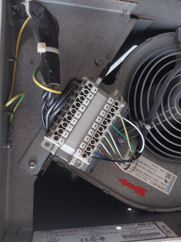 Abb Acs800-104-0580-7+C126+E205+V991 63 Hz