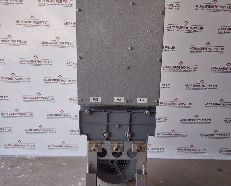 Abb Acs800-104-0580-7+C126+E205+V991 Inverter