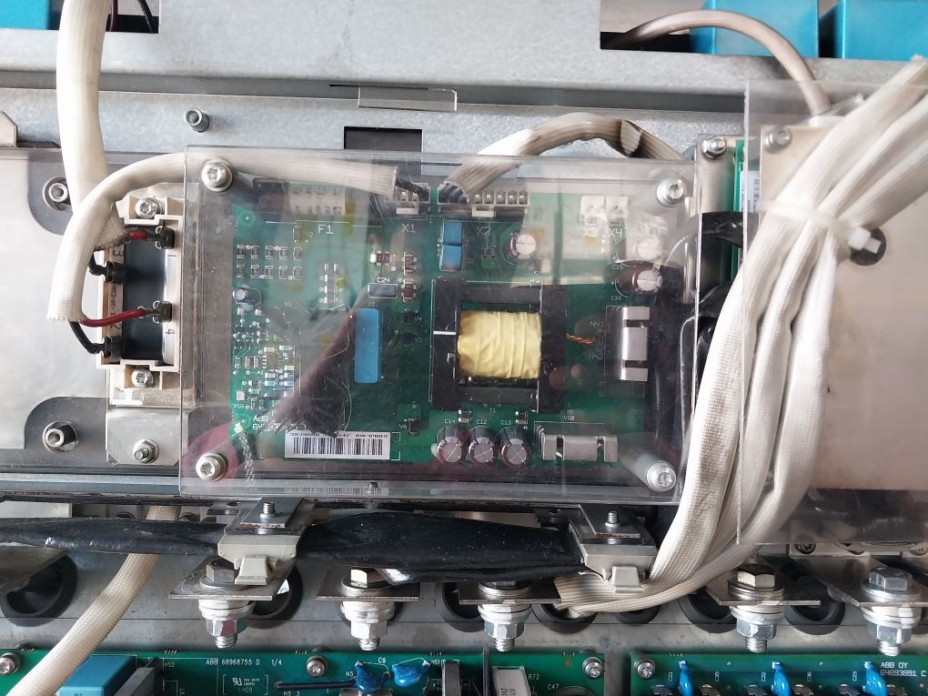 Abb Acs800-104-0580-7+C126+E205+V991 Inverter