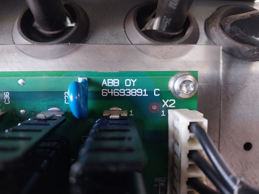 Abb Acs800-104-0580-7+C126+E205+V991 Inverter