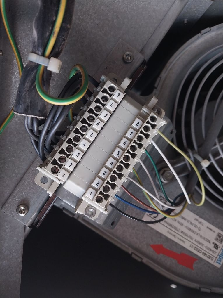 Abb Acs800-104-0580-7+C126+E205+V991 Inverter