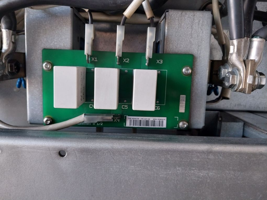 Abb Acs800-104-0580-7+C126+E205+V991 1000A